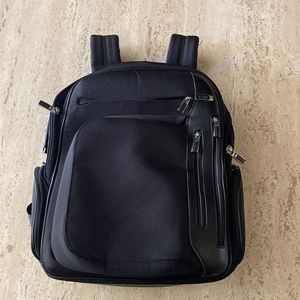 Tumi womens backpack very clean condition